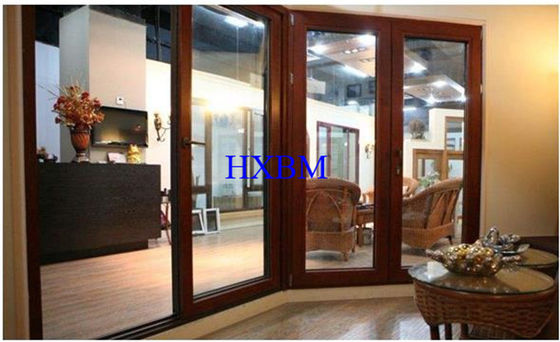 Ντυμένα ξύλινα παράθυρα αλουμινίου επιστρώματος EPDM 6063-T5 σκονών για τα σπίτια